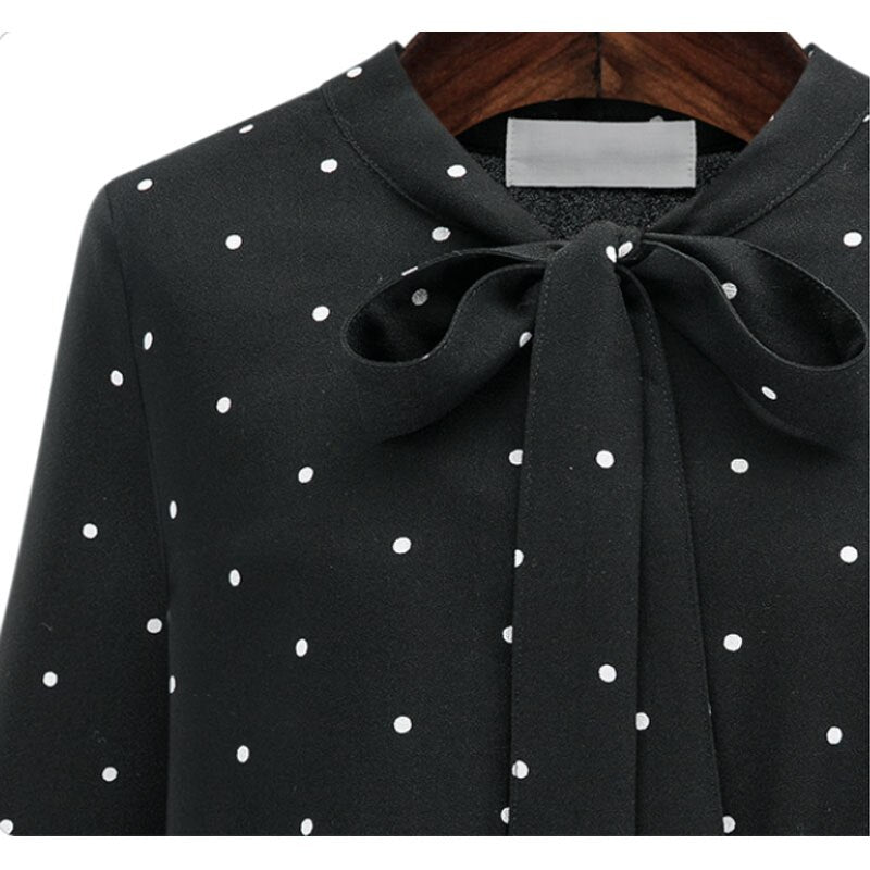 ربيع جديد فضفاض نمط النمط الأوروبي فستان منقط المرأة طباعة طويلة الأكمام السيدات فستان القوس البوهيمي الشيفون الشيفون فستان أسود المرأة رداء