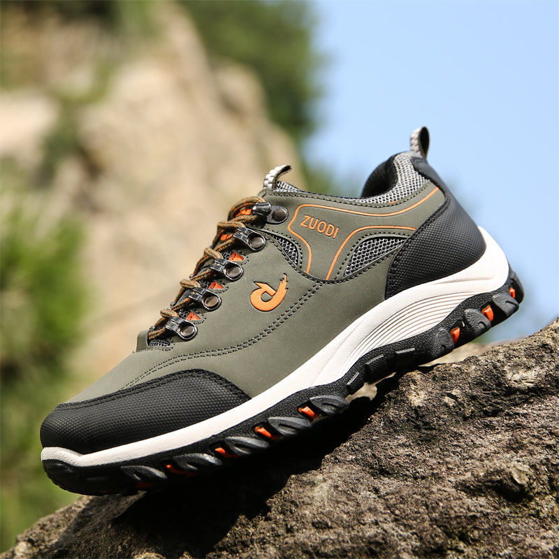 Spring outdoor hiking shoes men's Korean breathable waterproof  soft bottom running travel shoes casual sports men's shoes