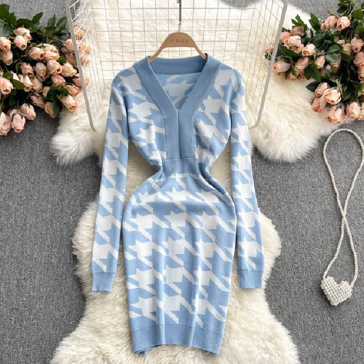 ALPHALMODA New Dress Autumn 2021 Houndstooth Knitted Long sleeved Dress V neck Slim Fit Bodycon Female Chic Fashion Dress