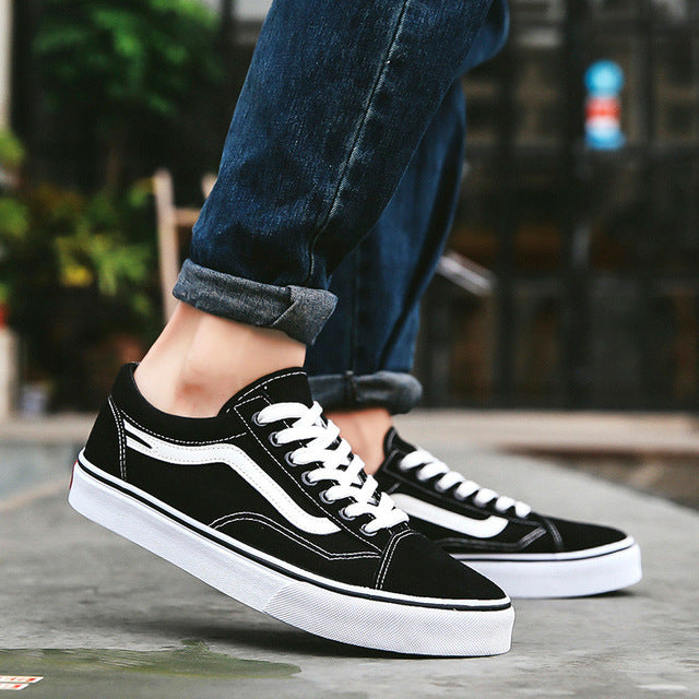 2023 جديد أحذية عمل رجالية عدم الانزلاق مقاومة للاهتراء في الهواء الطلق حذاء للسير مسافات طويلة مريحة حذاء كاجوال بفتحات تهوية أحذية أنيقة 