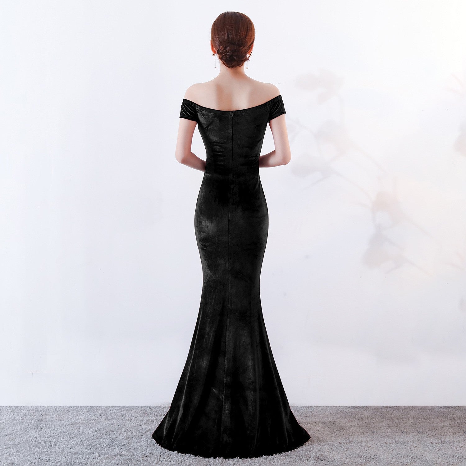 Ma'am party Split ends Evening dress sexy black long-style velvet Slim Atmosphere