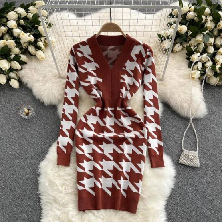 ALPHALMODA New Dress Autumn 2021 Houndstooth Knitted Long sleeved Dress V neck Slim Fit Bodycon Female Chic Fashion Dress
