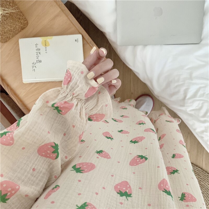Cute Long Sleeve Nightgowns Women Sleepshirts Ruffle Tender Strawberry Print A-line Nightdress Girls Midi Autumn Sweet Sleepwear