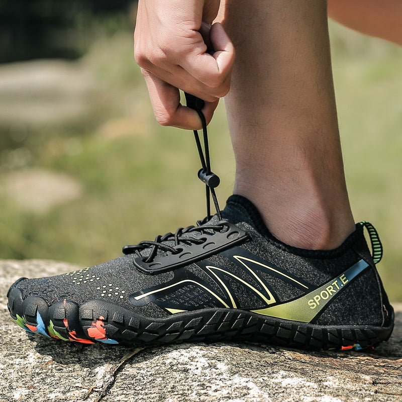 New large size outdoor five-finger hiking shoes men's shoes swimming shoes beach shoes women's shoes lovers shoes