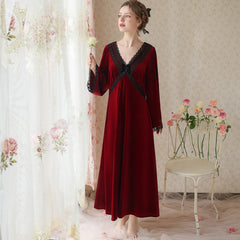 New Women gold velvet pajamas Homewear Romantic Nightgown Winter Retro Court Style Long Night Dress Victorian Vintage  Sleepwear Robe