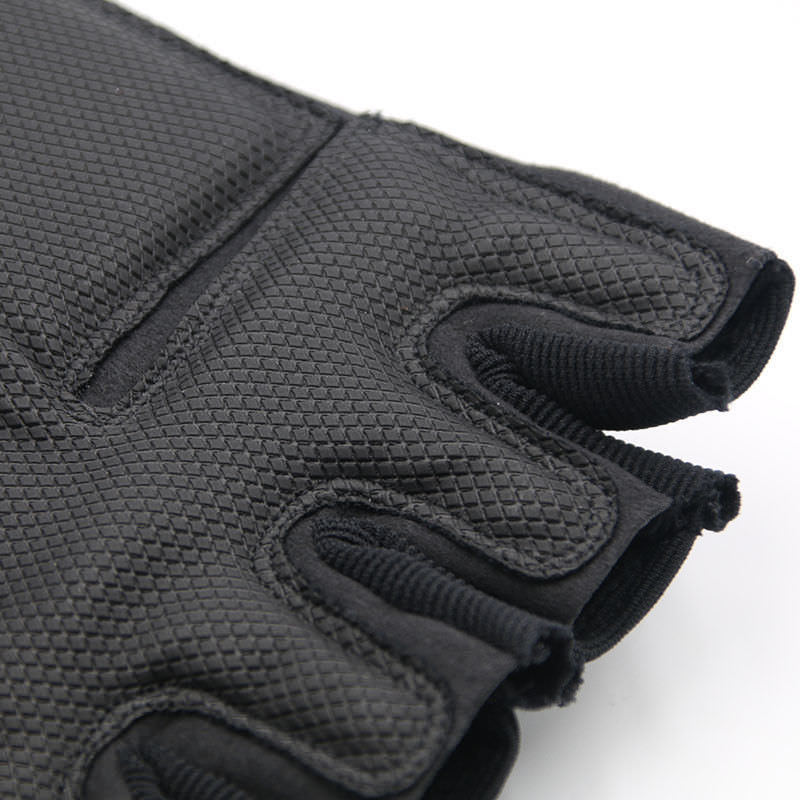 Tactical Gloves Outdoor Sports Half-finger Military Combat  Carbon Fiber Shell Tactical Gloves