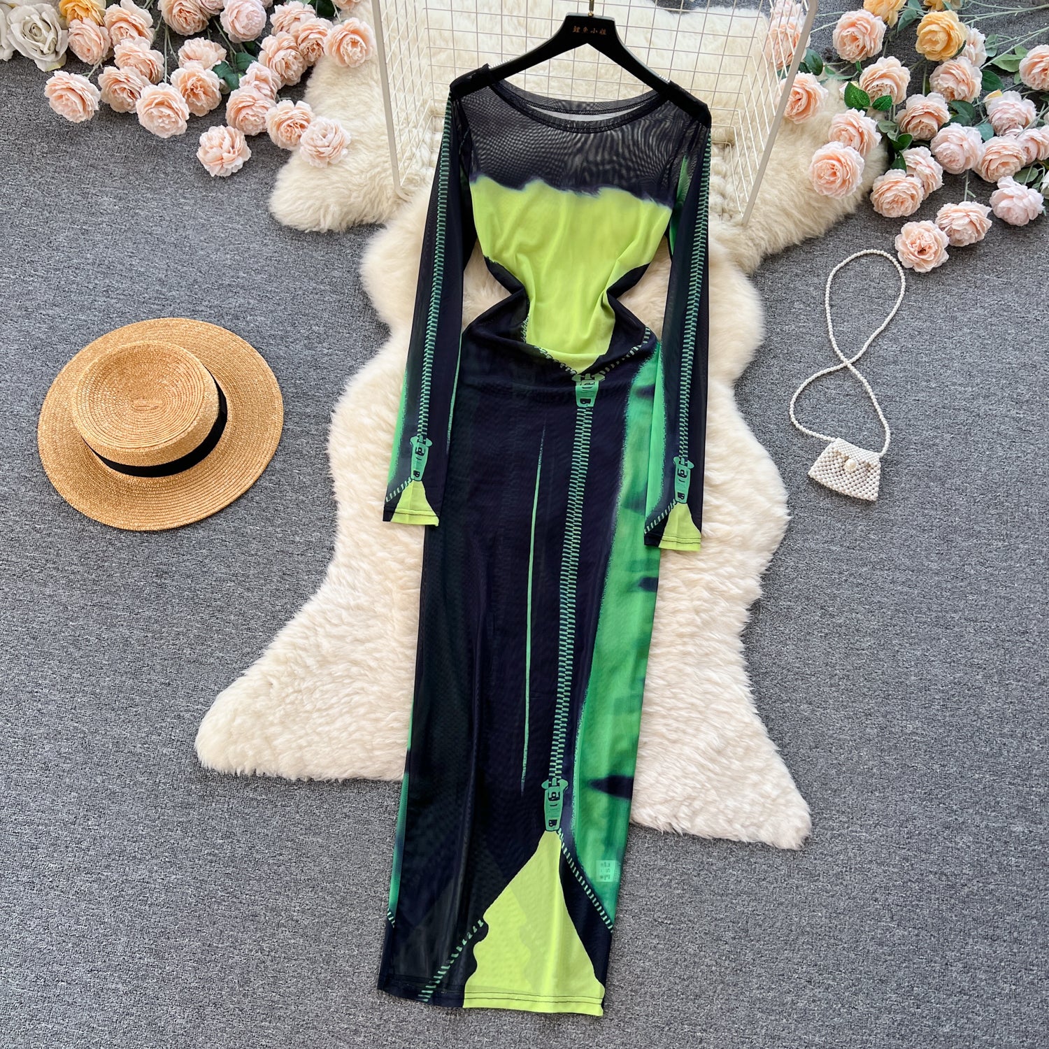 European and American hot girl style printed dress women's summer tulle long-sleeved design sense niche unique tight-fitting  desire long skirt