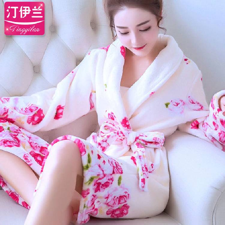 Robes Women Winter Flannel Bathrobe Thicken Lace up Coral Fleece Sleepwear Womens Elegant Striped Warm Korean Style Homewear New