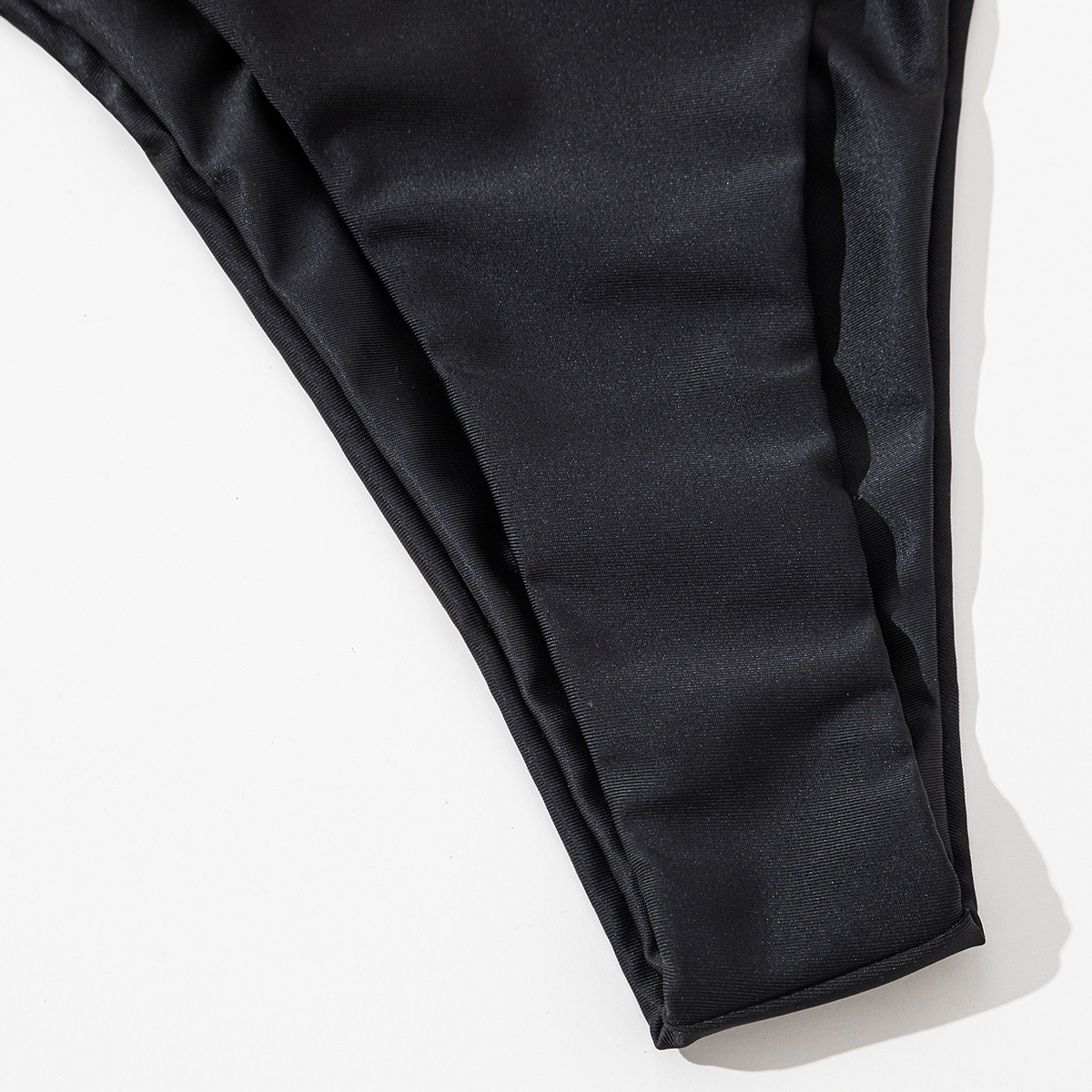 New bikini swimsuit European and American fashion plain color split swimsuit