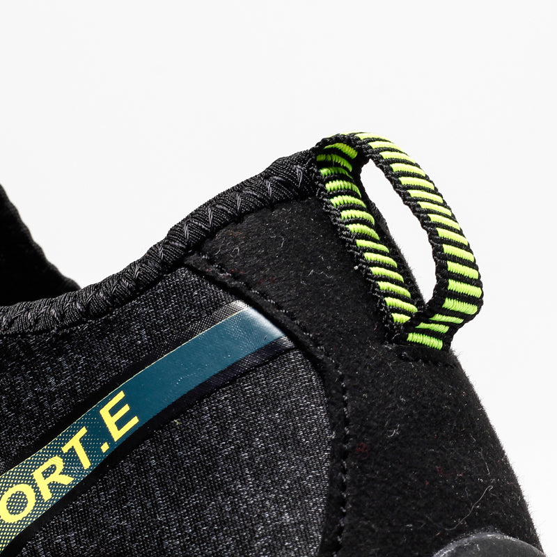 New large size outdoor five-finger hiking shoes men's shoes swimming shoes beach shoes women's shoes lovers shoes