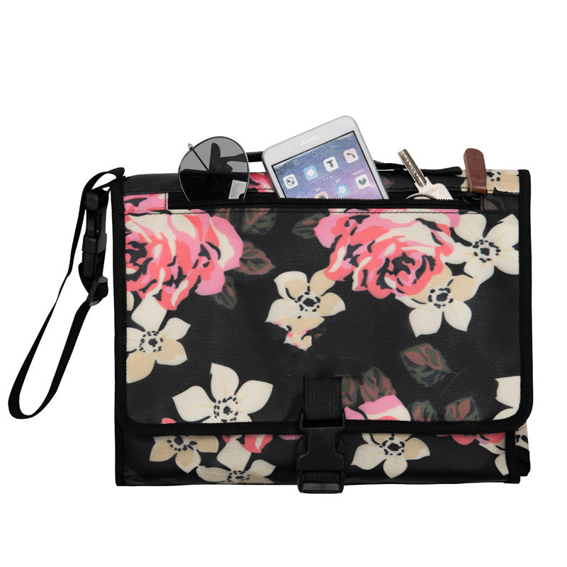Portable baby changing pad, outdoor changing pad, travel light and thin changing pad bag, multifunctional changing pad