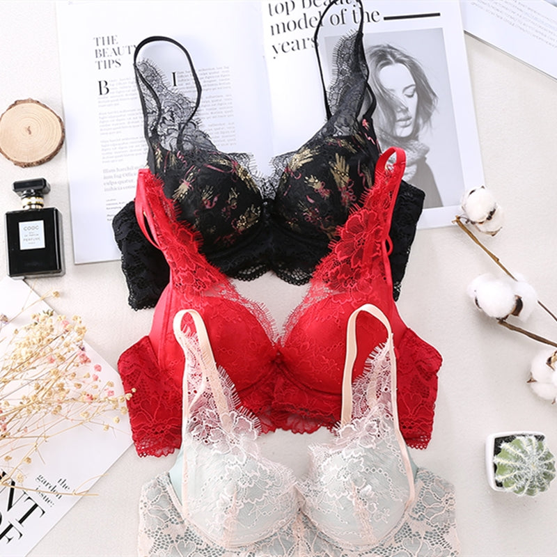 New style sexy lace  underwear set, comfortable medium-thick cup gathers, adjustable small-breasted women's bra, French   style